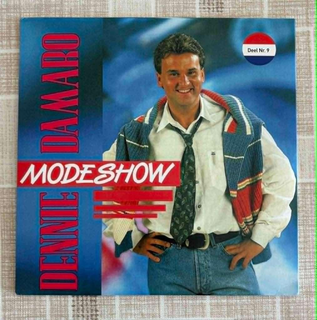 Dennie Damaro - Modeshow (SV), CD & DVD, Vinyles | Néerlandophone, Enlèvement ou Envoi, 7 inch, Comme neuf, Chanson réaliste ou Smartlap