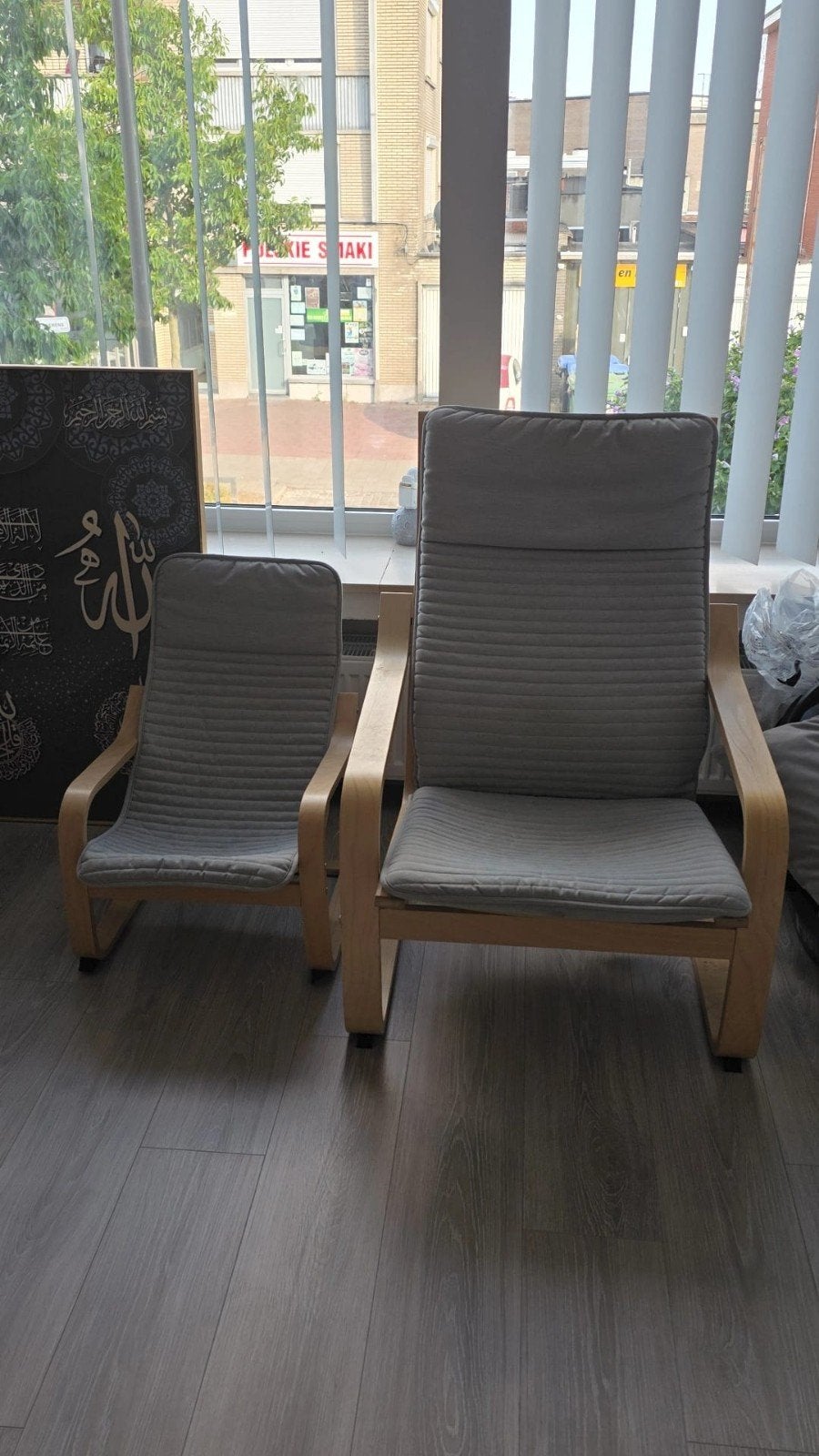 2 ikea stoelen 1 voor volwassenen en 1 voor klein kinderen, Maison & Meubles, Chaises, Enlèvement