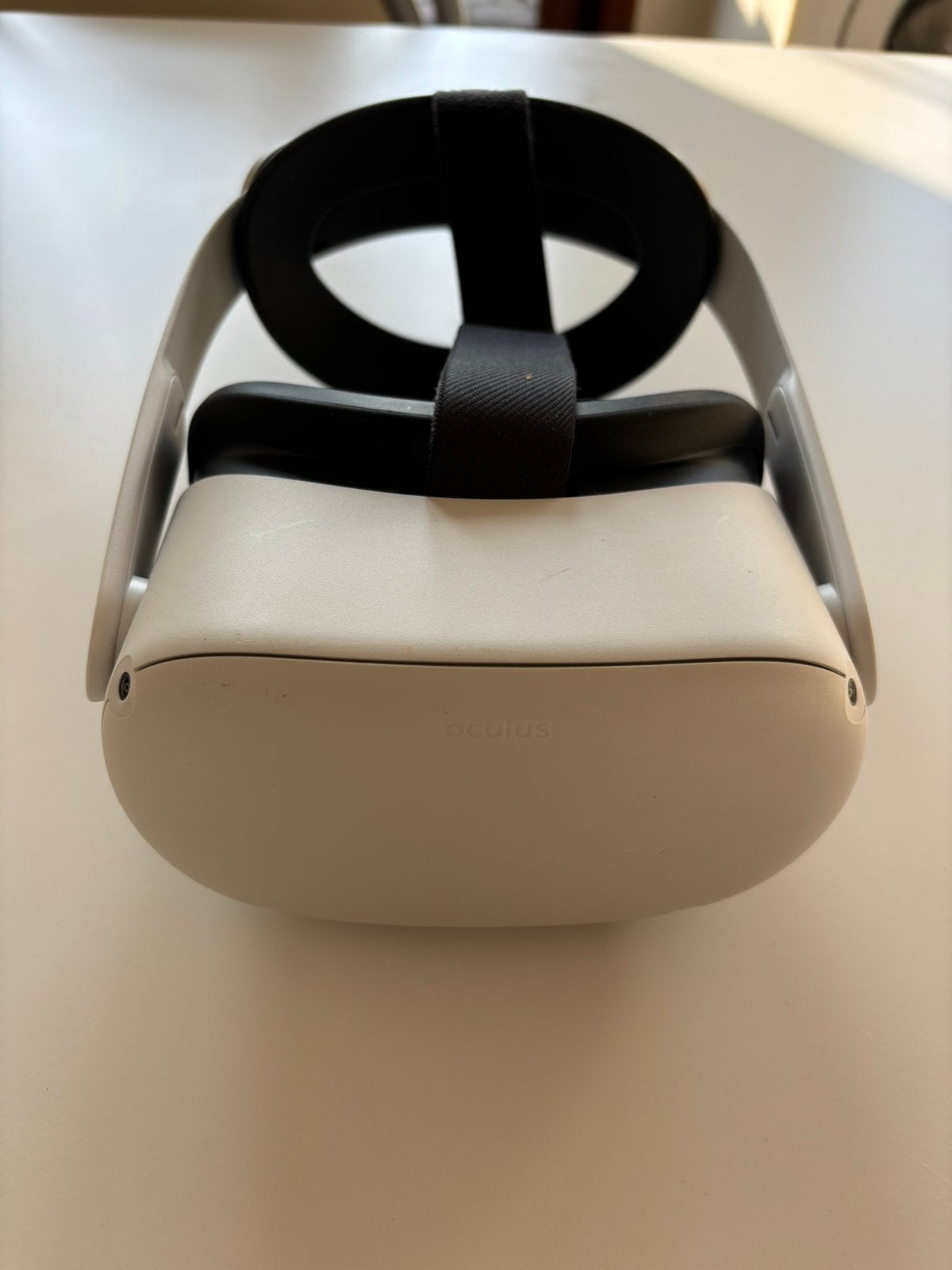 Oculus Meta Quest 2 VR-bril – incl. 2 controllers, Ophalen of Verzenden, Zo goed als nieuw, VR-bril, Pc