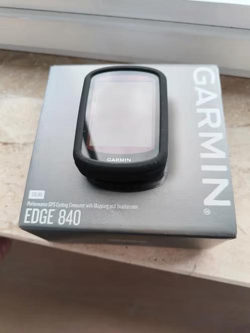 Garmin Edge 840 solaire (étui et protection d'écran inclus), Enlèvement ou Envoi, Sans fil, Neuf
