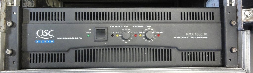 AMPLI QSC RMX 4050 HD, Audio, Tv en Foto, Versterkers en Ontvangers, Gebruikt, 120 watt of meer, Stereo, Ophalen