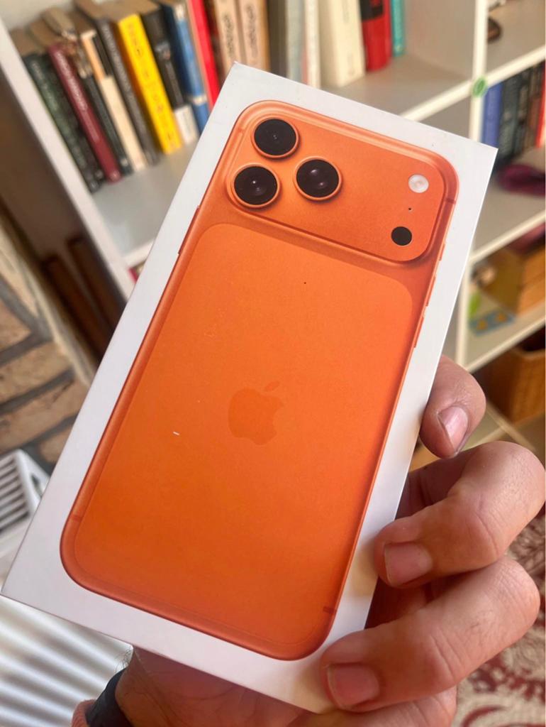 IPHONE 17PRO MAX, Telecommunicatie, Mobiele telefoons | Hoesjes en Screenprotectors | Apple iPhone, Zo goed als nieuw, Ophalen