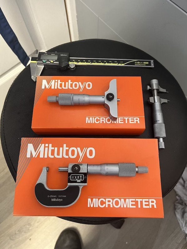 Divers meetapparatuur van Mitutoyo, Ophalen