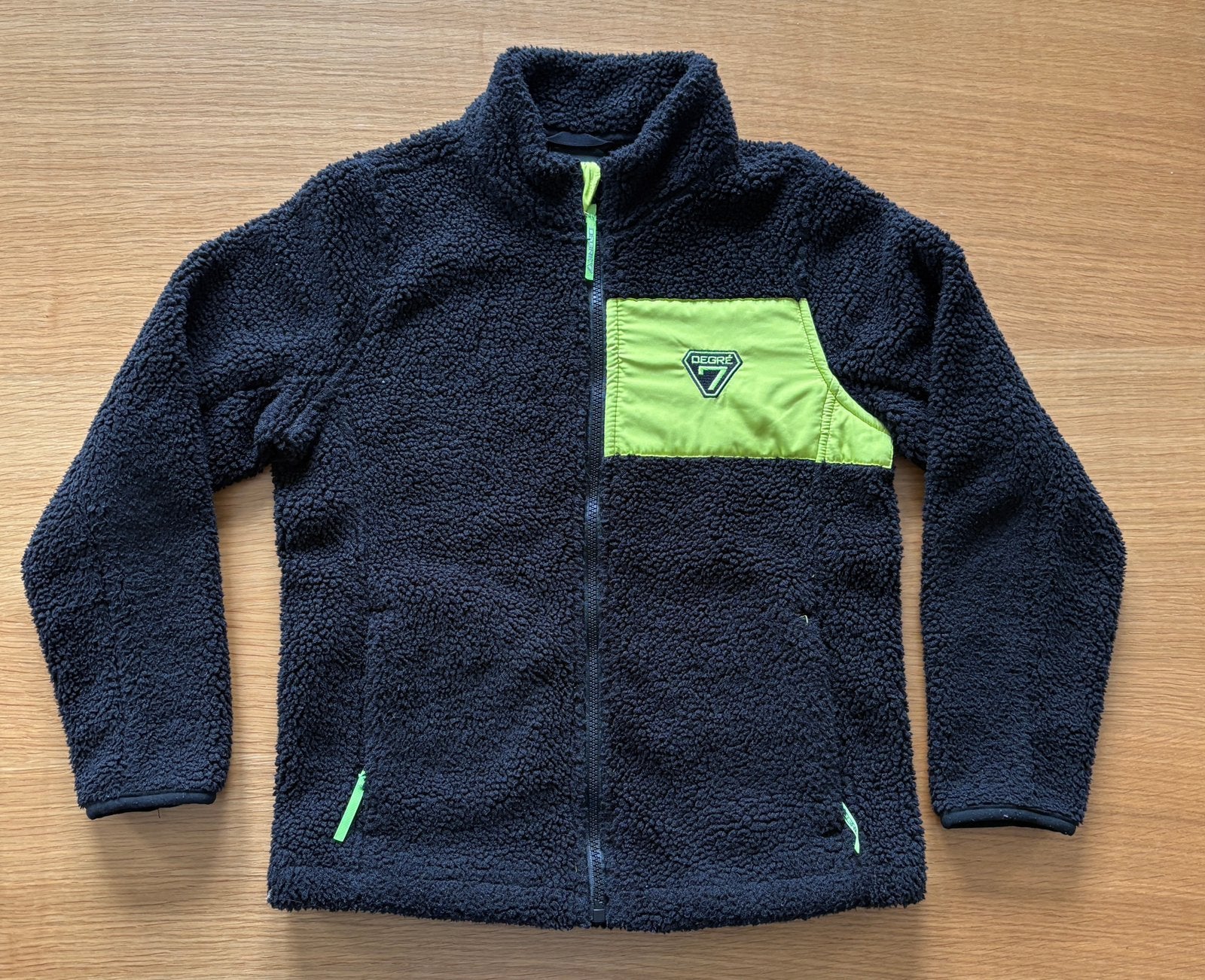 Teddy / Gilet zippé noir/jaune fluo - DEGRÉ 7 - 12 ans - 15€, Enlèvement ou Envoi, Comme neuf, Garçon, Autres types