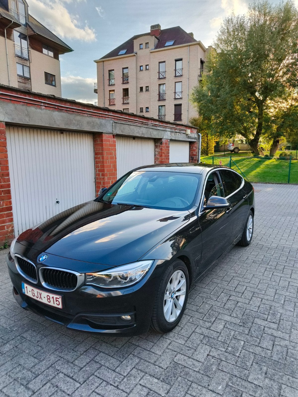 bmw 3gt 318 d 2014, Autos, Euro 5, Achat, Ordinateur de bord, Noir