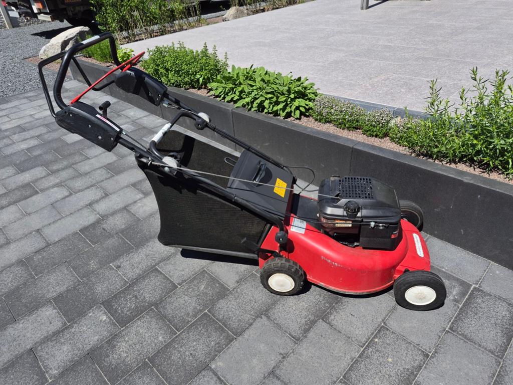 Grasmaaier Queen garden zelftrekker 6 pk, Ophalen
