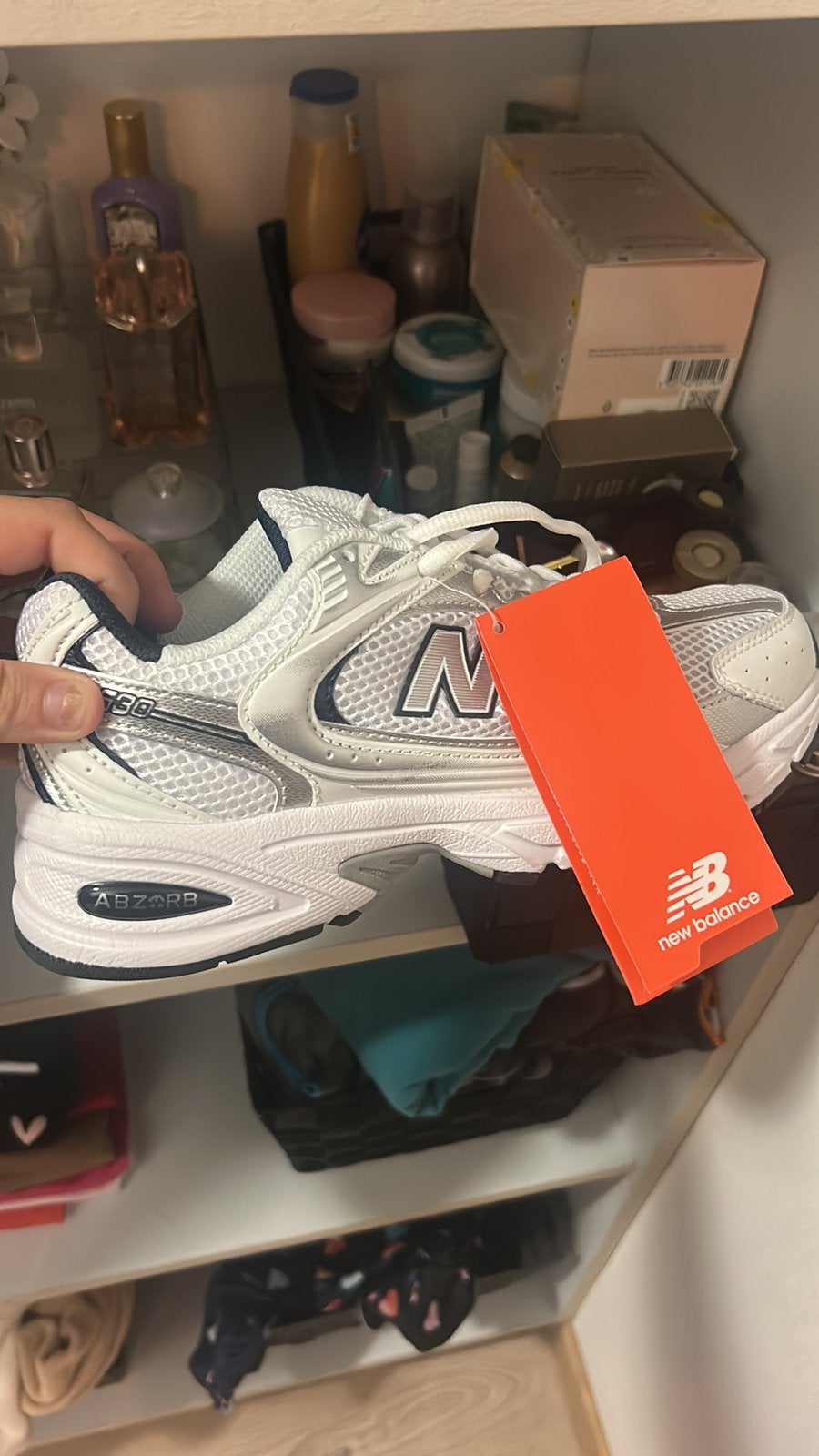 New Balance - 530 - maat 39,5 - ongedragen- dames, Vêtements | Hommes, Chaussures, Neuf, Enlèvement ou Envoi, Blanc, Baskets