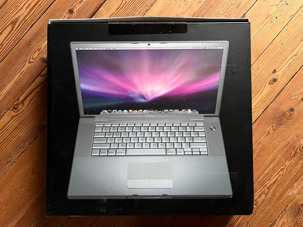 Macbook Pro 2008 - lege doos, Computers en Software, Ophalen of Verzenden, Zo goed als nieuw, MacBook