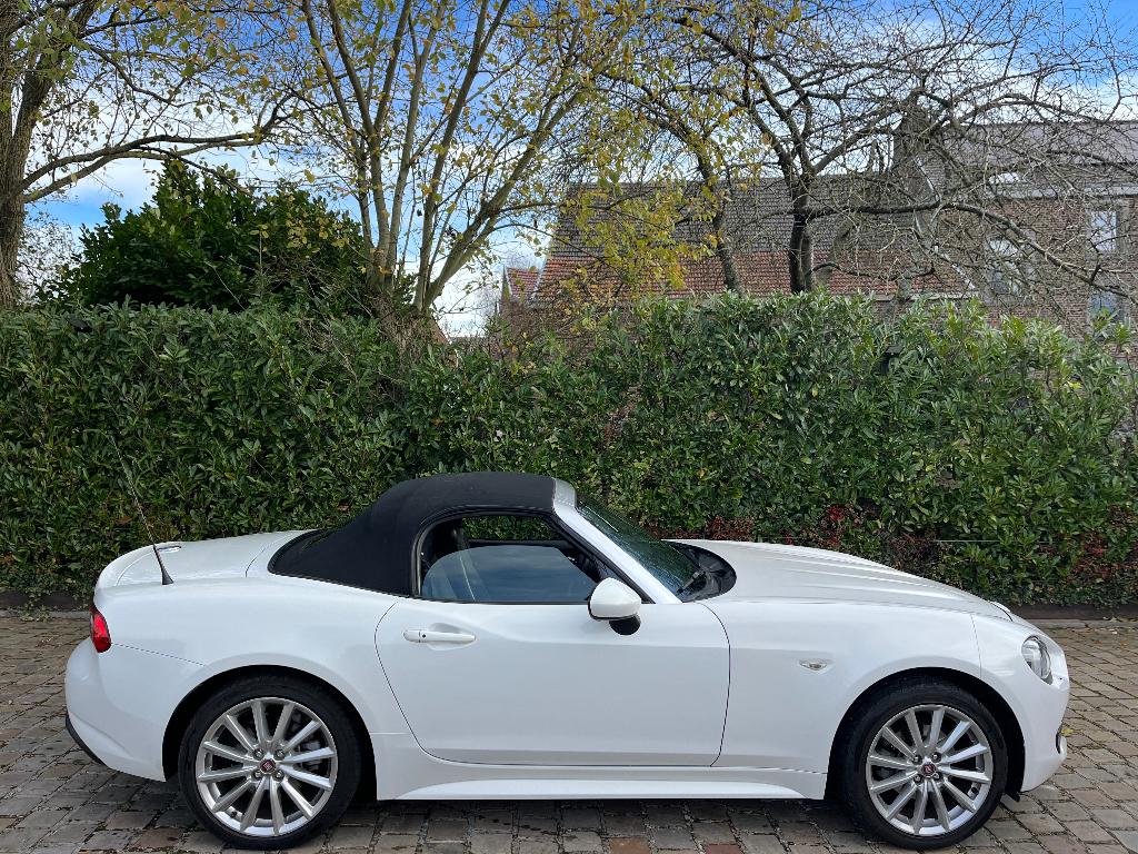 FIAT 124 SPIDER 79000KM série spécial ful options, Auto's, Cabriolet, Wit, Leder, Bedrijf