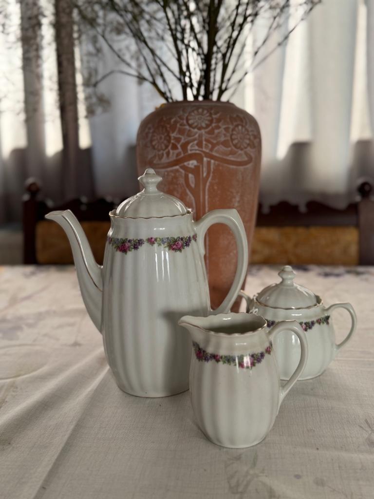 Charmant service à café vintage (6 pers.) à décor floral, Maison & Meubles, Cuisine | Vaisselle, Utilisé, Autres types, Autres styles