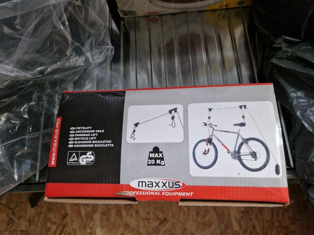 2 nieuwe fietsliften Maxxus, Ophalen, Nieuw