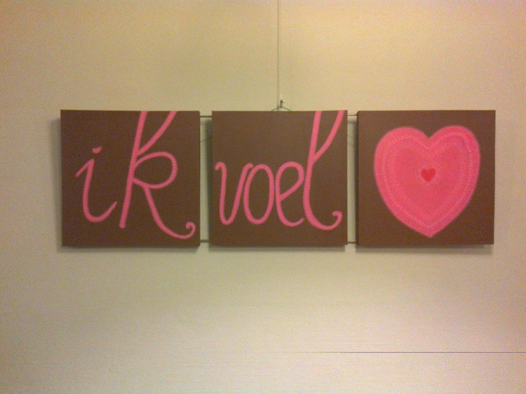 Acryl tekst schilderij 3-luik, Enlèvement