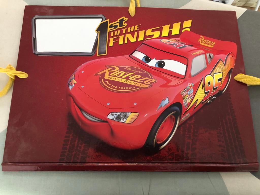 Tekenmap Cars, Ophalen