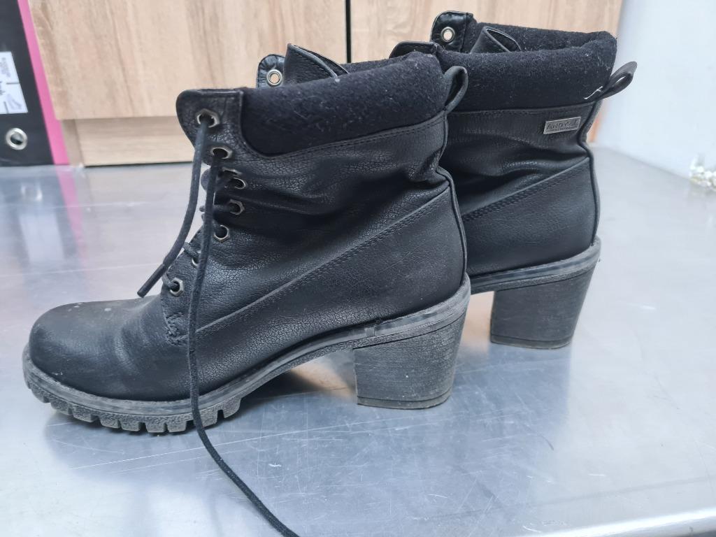Bottines fourrées 39, Enlèvement ou Envoi, Boots et Botinnes, Porté, Noir