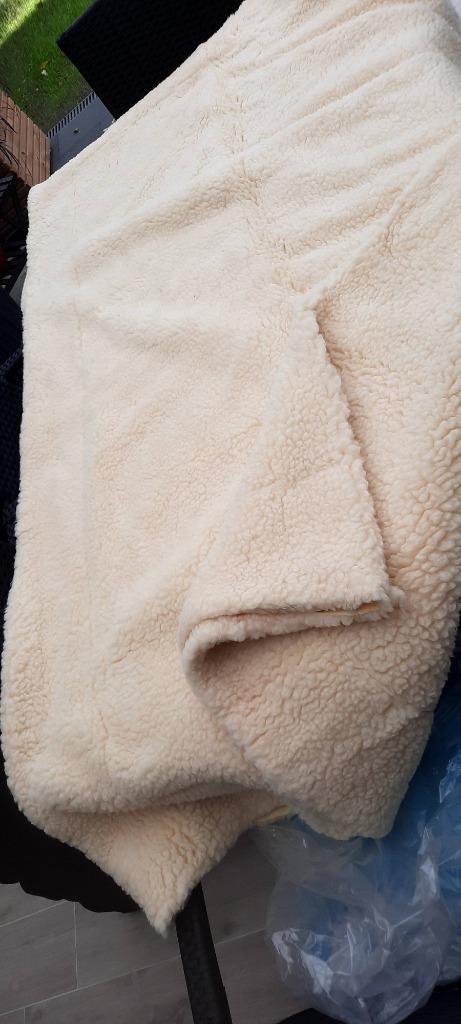 grote lap teddy stof, Neuf, 200 cm ou plus, Beige, Enlèvement