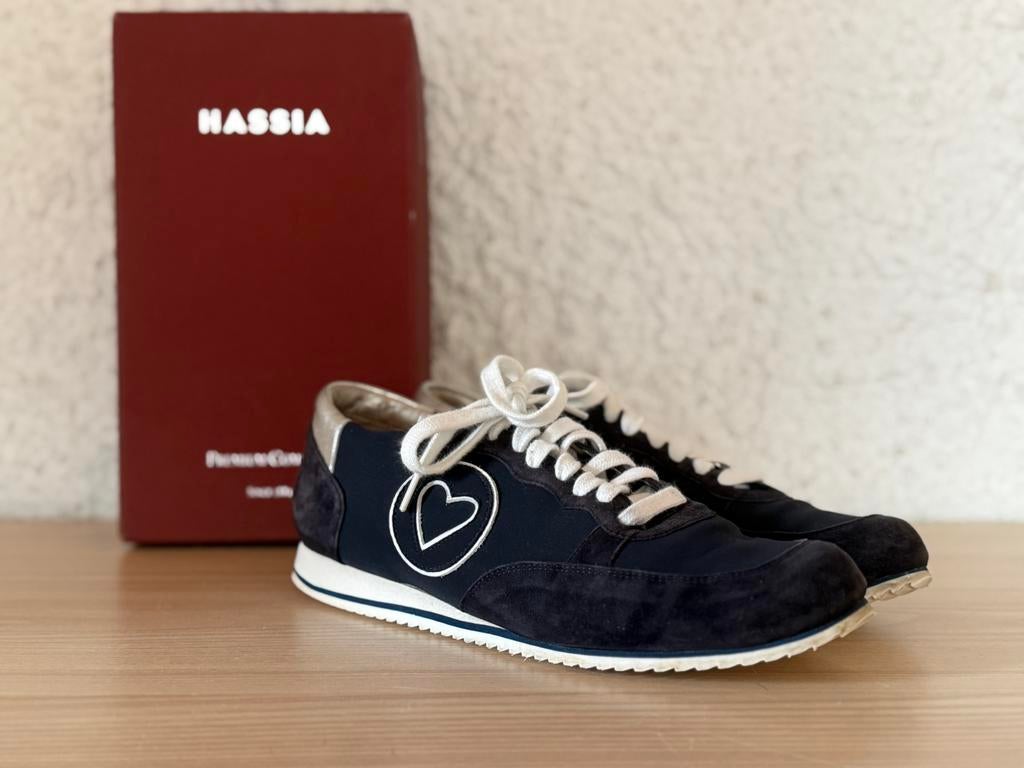 Hassia sneakers blauw suede UK 7, Ophalen of Verzenden, Zo goed als nieuw, Blauw, Sneakers