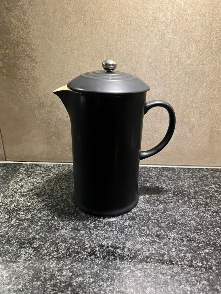 Le Creuset koffiepot, Huis en Inrichting, Keuken | Servies, Ophalen, Zo goed als nieuw, Keramiek