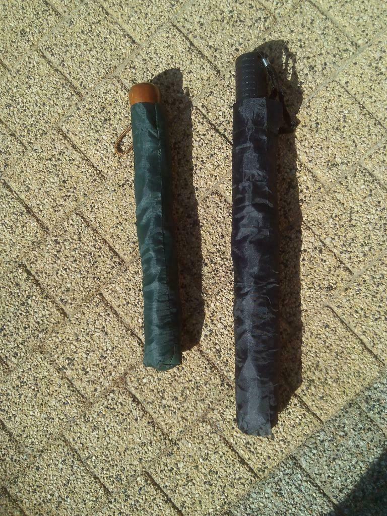 Paraplu 2 stuks groen en zwart, Ophalen of Verzenden