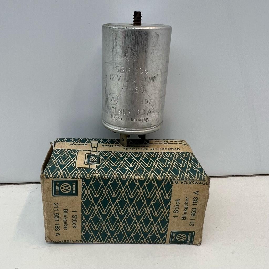 VW Beetle KG T1 T2 NOS Relais 12V Knipperlichtindicator, Ophalen of Verzenden, Zo goed als nieuw