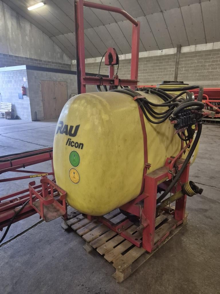 Sproeier Rau vicon 1000l 15m, Ophalen