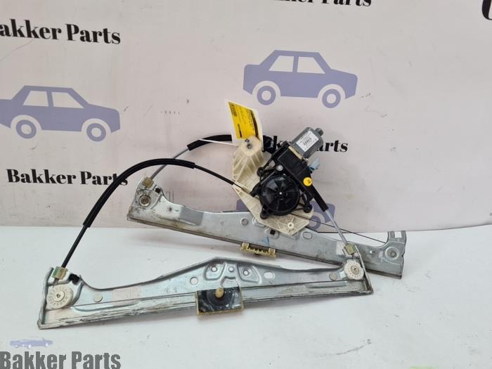 Ruitmechaniek 4Deurs rechts-voor van een Citroen C4 Cactus, Gebruikt, -, -, 3 maanden garantie