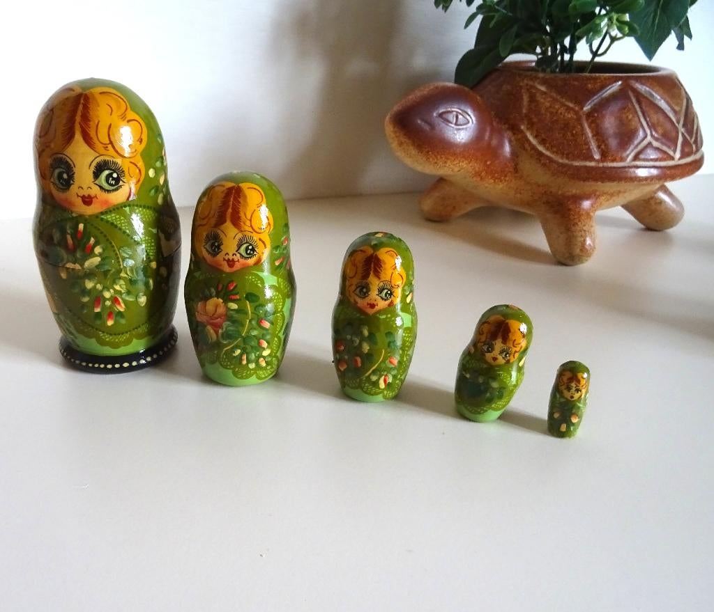 Matryoshka série de 5. Achetées à Serguiev Possad, 1993, Antiquités & Art, Enlèvement ou Envoi