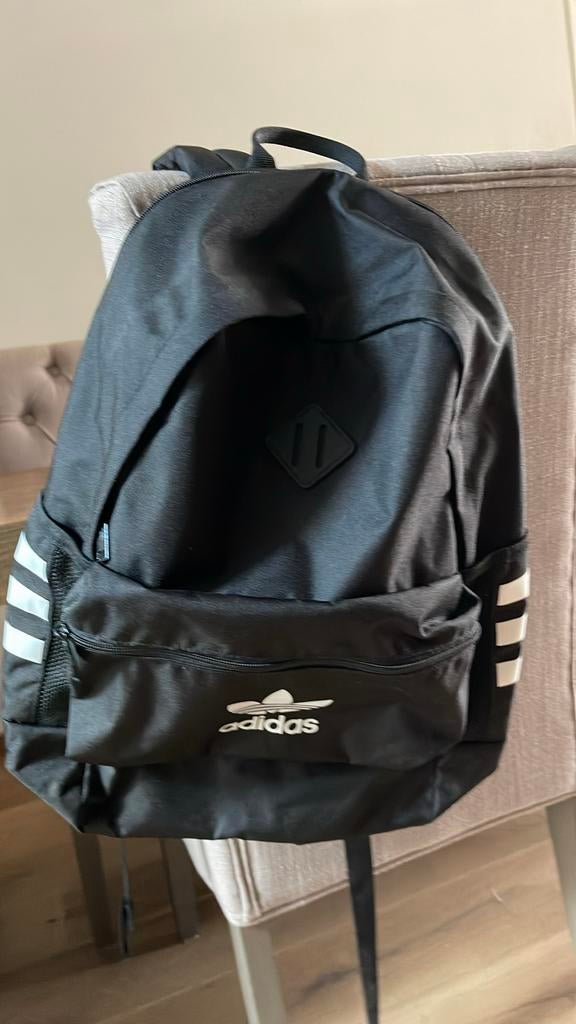 Adidas  rug Zac, Ophalen, Zo goed als nieuw