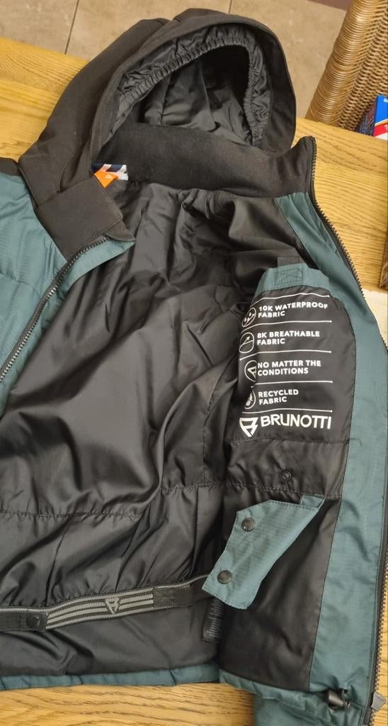 Winterjas 152, Garçon ou Fille, Enlèvement, Utilisé, Brunotti