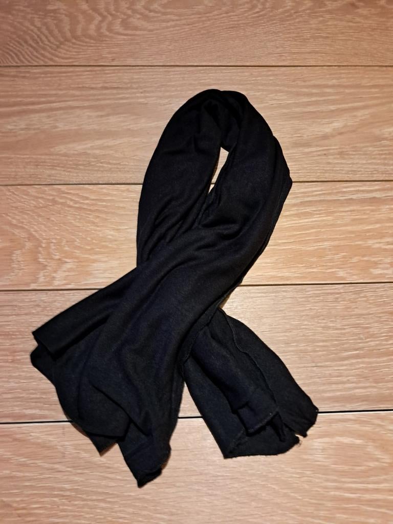 Foulard noir léger, H&M, Enlèvement ou Envoi, Porté, Écharpe