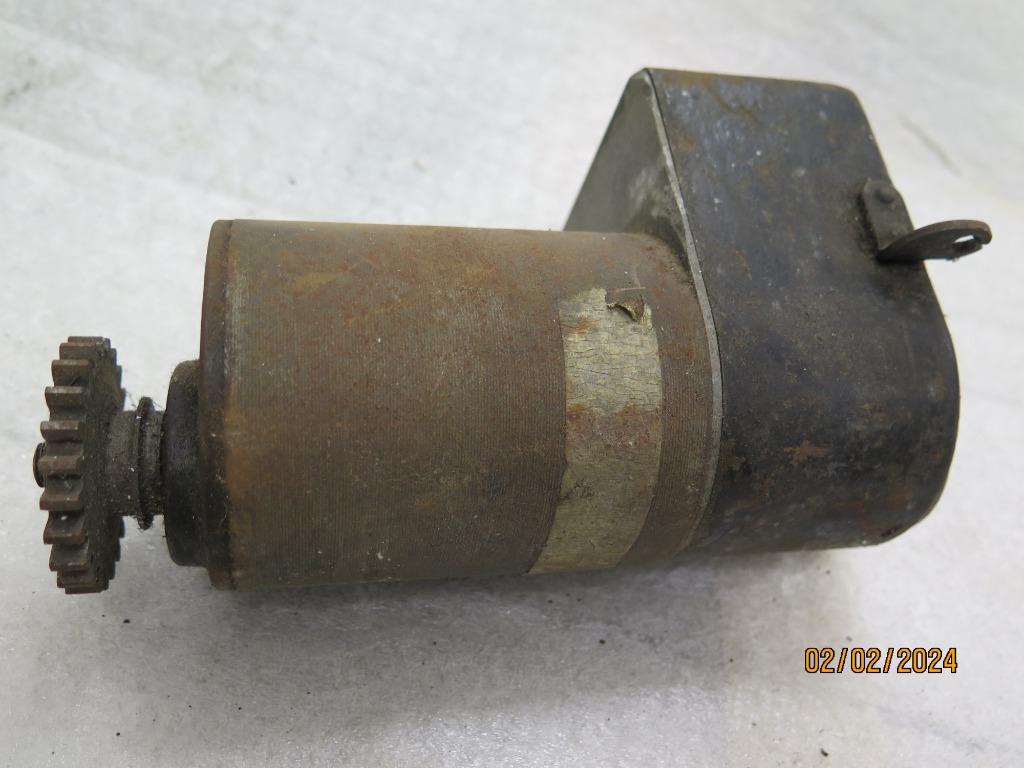 DYNAMO  MOTO BOSCH RD10 30/6 2000 RS6, Motos, Pièces | Oldtimers & Ancêtres, Envoi