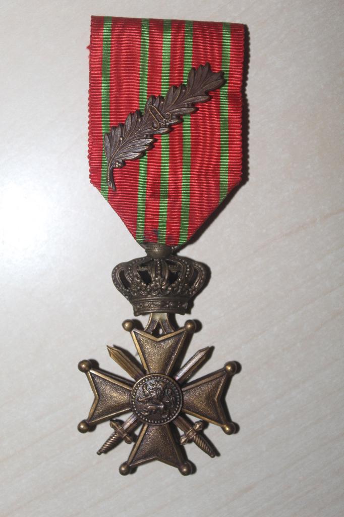 Oorlogskruis met palm, Verzamelen, Ophalen of Verzenden, Landmacht, Lintje, Medaille of Wings
