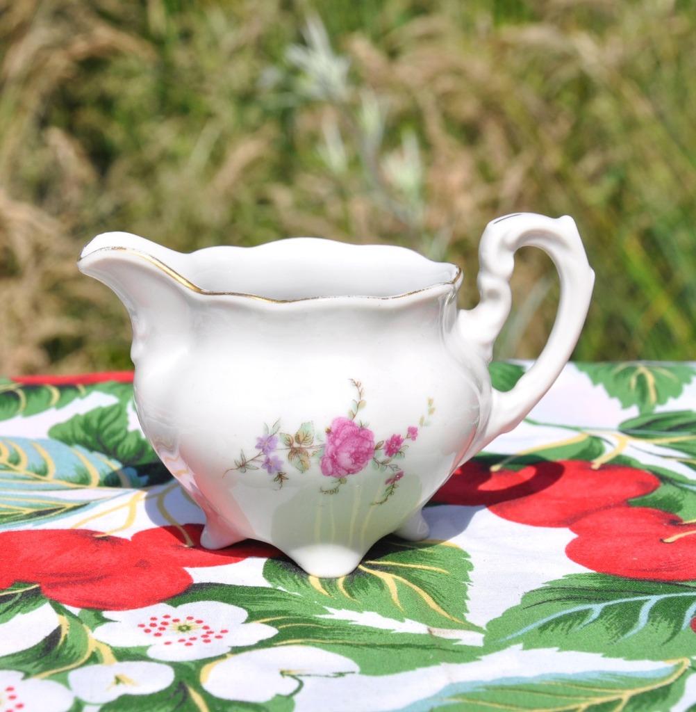 pot au lait porcelaine joralina pologne, Enlèvement ou Envoi