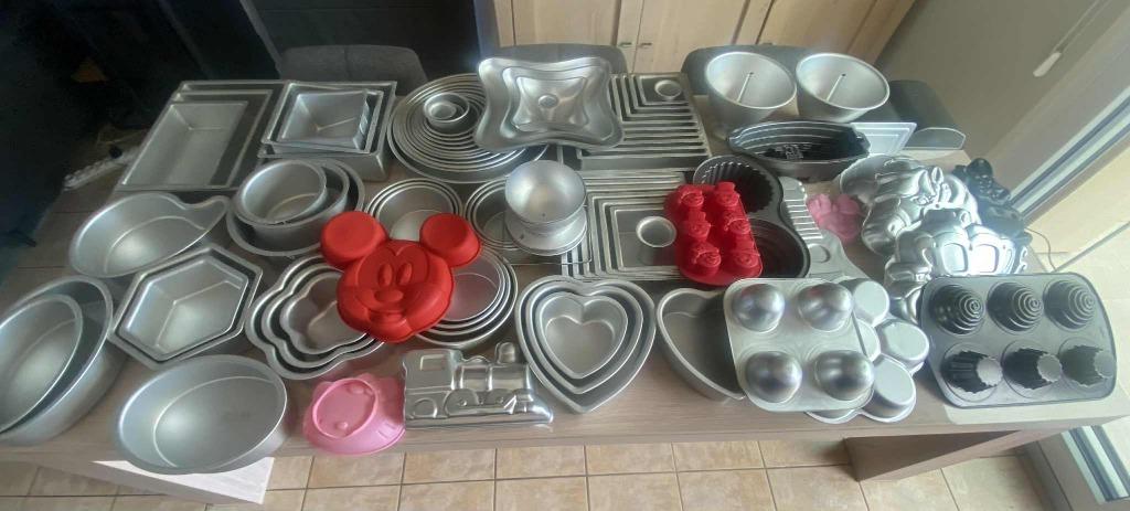 Groot lot bakvormen - Wilton / PME / Fat Daddio's -  83 vorm, Ophalen of Verzenden, Gebruikt, Taarten of Cupcakes, Bakvorm