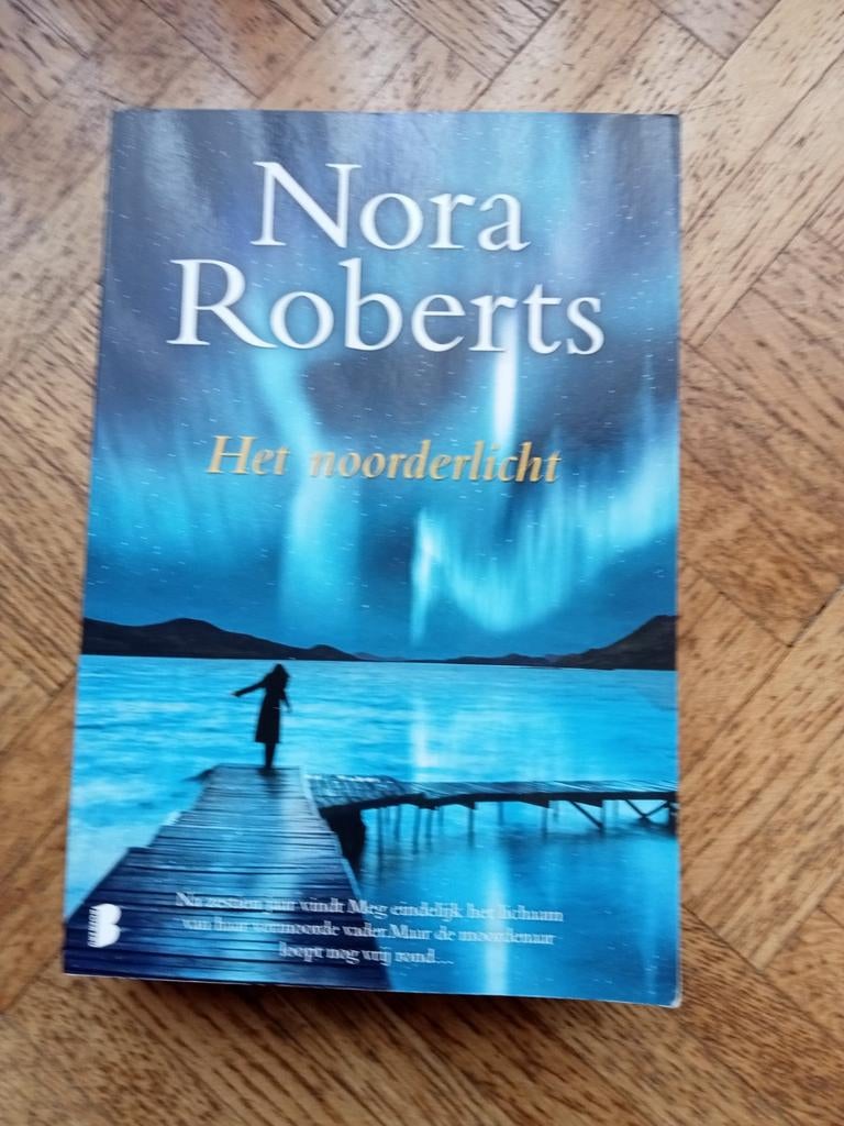 Nora Roberts: Het noorderlicht, Ophalen of Verzenden, Gelezen