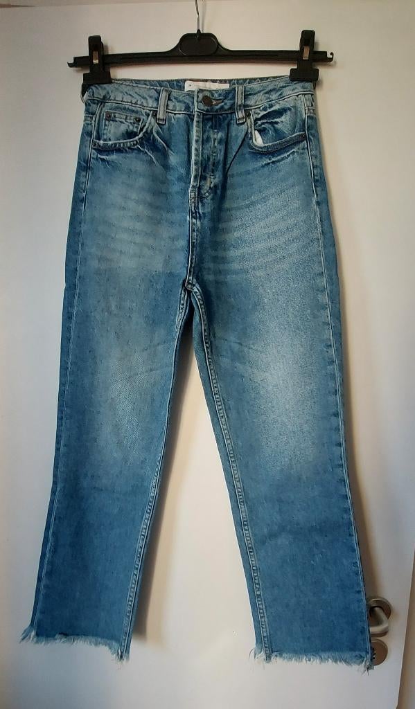 Jean straight boyfriend taille 26, Vêtements | Femmes, W27 (confection 34) ou plus petit, Subdued, Enlèvement, Porté