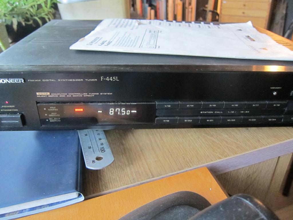 radio tuner pioneer F445L hifi, Enlèvement, Comme neuf, Radio