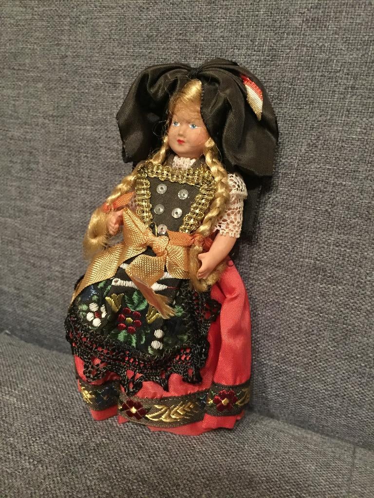 Antieke traditionele  popje Normandië, Enlèvement ou Envoi