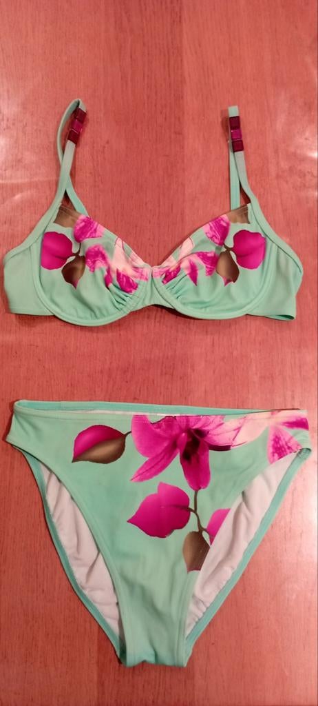 Bikini Opera, Enlèvement, Comme neuf, Bikini