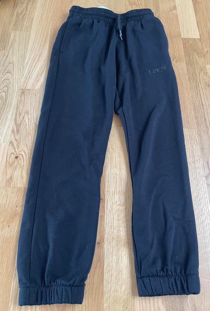 Pantalon jogging Levi’s t.128, Utilisé, Levi’s, Garçon, Pantalon