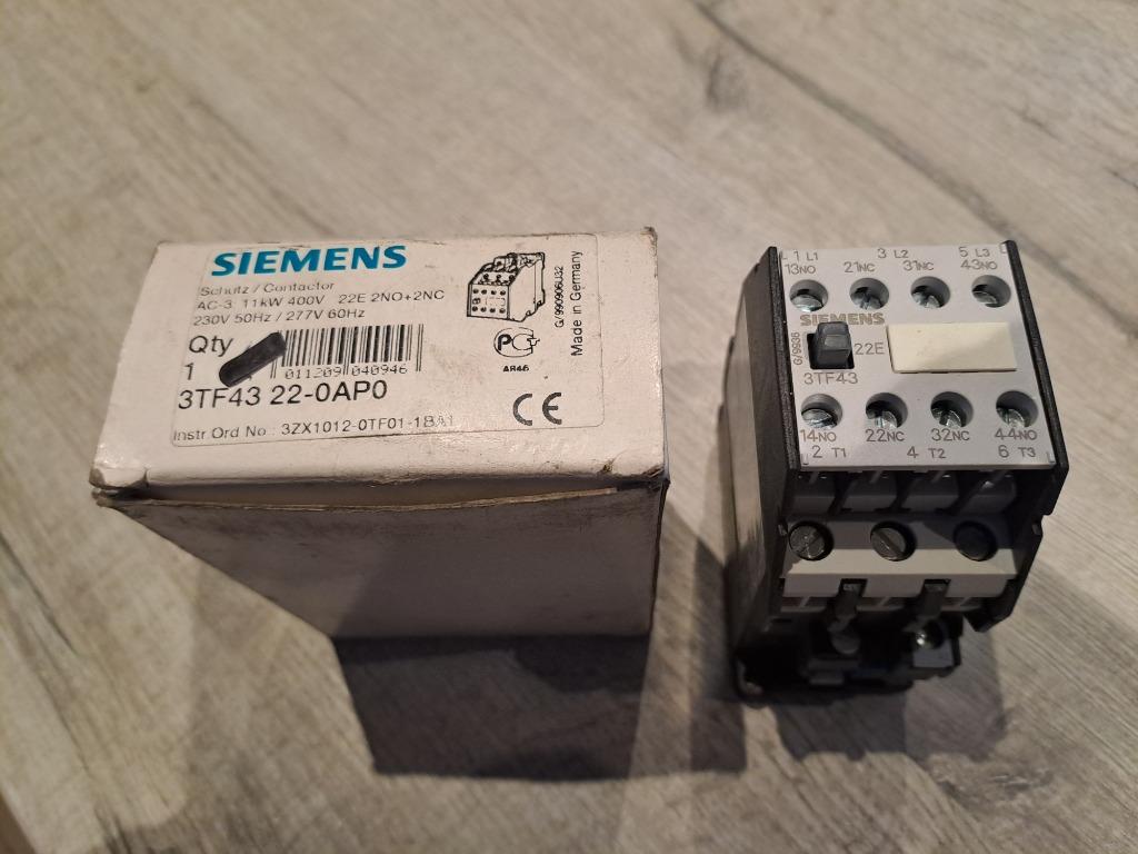 Contacteur Siemens 3TF4322-0AP0, Enlèvement ou Envoi, Neuf
