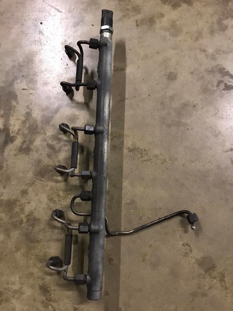 Brandstofrail Commonrail BMW M57 M57d1, Ophalen, Gebruikt, BMW