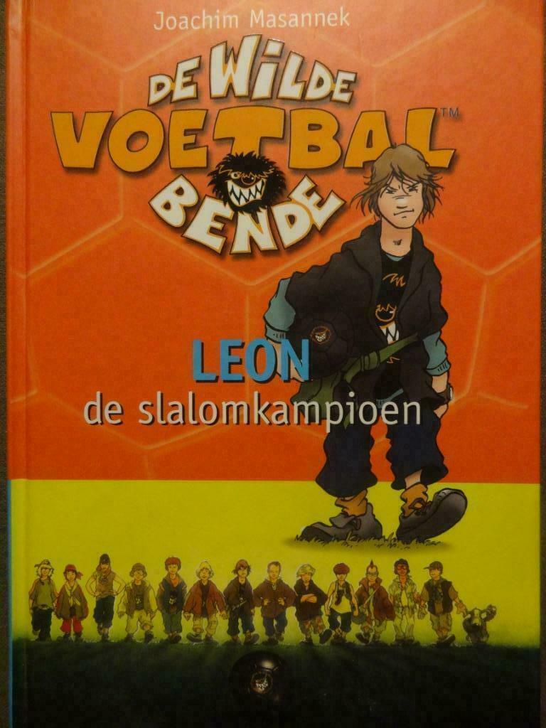 De wilde voetbalbende. Leon de slalomkampioen, Joachim Masannek, Nieuw, Ophalen of Verzenden, Fictie