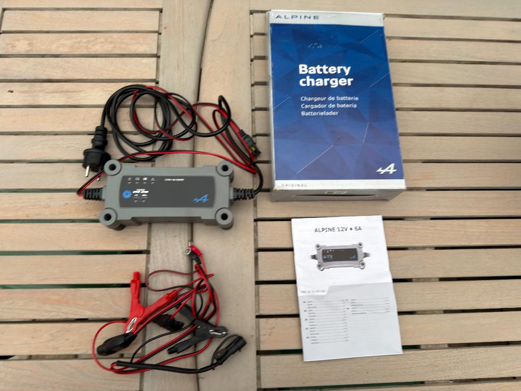 Alpine A110 chargeur de batterie ou maintien de charge, Enlèvement ou Envoi, Neuf, Renault
