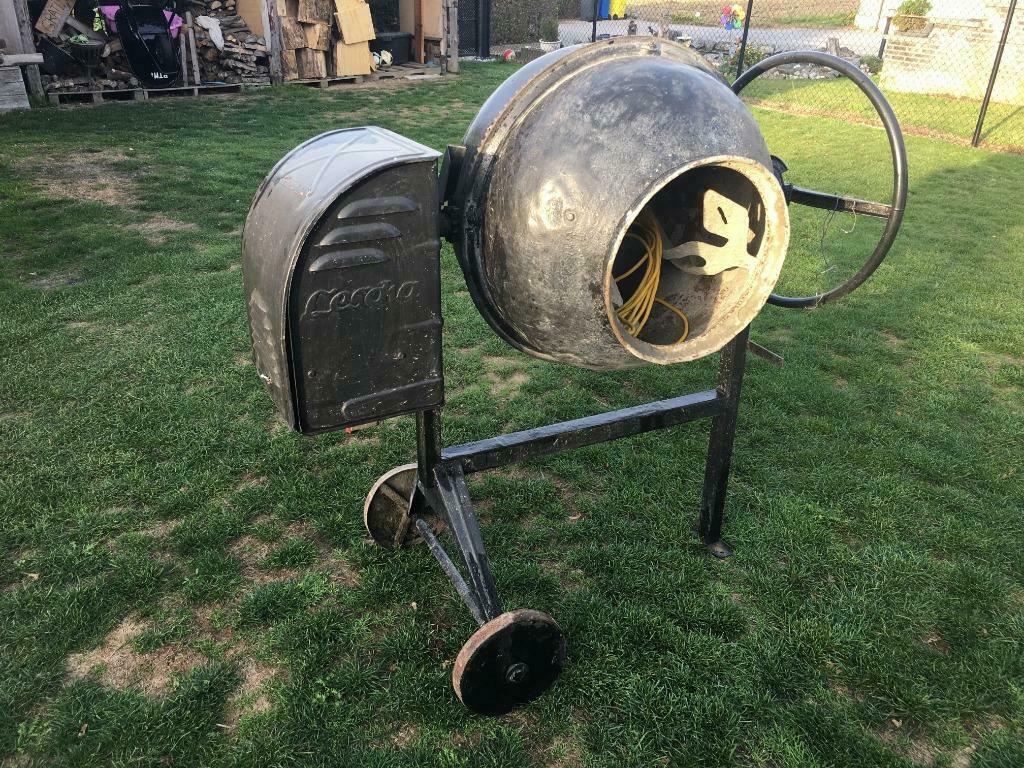 Bétonnière 220V LESCHA à louer. Béton 220V au mur., Utilisé