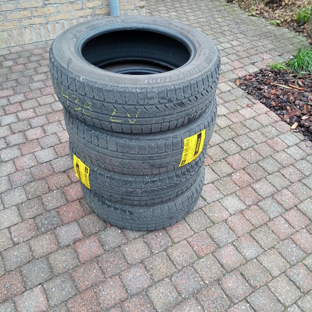 4 winterbanden Bridgestone 165/65 r14 blizzak, Auto-onderdelen, Banden en Velgen, Ophalen, 14 inch, Gebruikt, Winterbanden