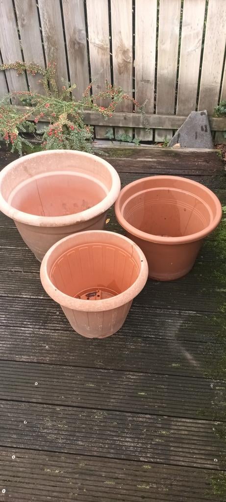 Tuin 3 plastiek bloempotten, Tuin en Terras, Ophalen, Kunststof, Gebruikt, Rond