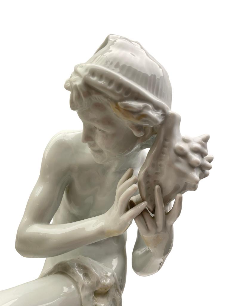 Sculpture porcelaine blanche d’après Carpeaux Bleu S, Enlèvement ou Envoi