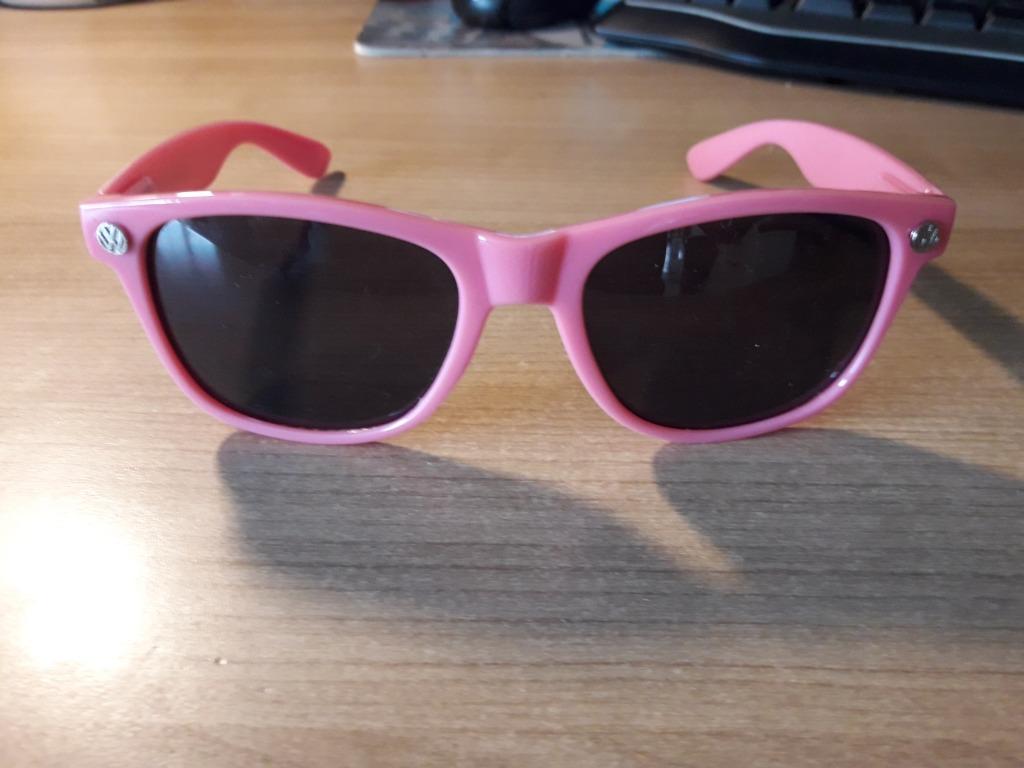 Lunettes de soleil Volkswagen, Bijoux, Sacs & Beauté, Autres marques, Enlèvement ou Envoi, Rose, Comme neuf