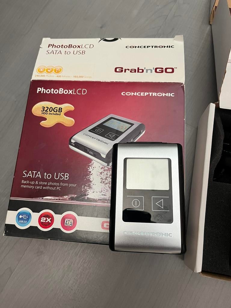 Conceptronic Grab'n'GO PHOTOBOX with LCD, 320GB HD, Computers en Software, Ophalen of Verzenden, Zo goed als nieuw