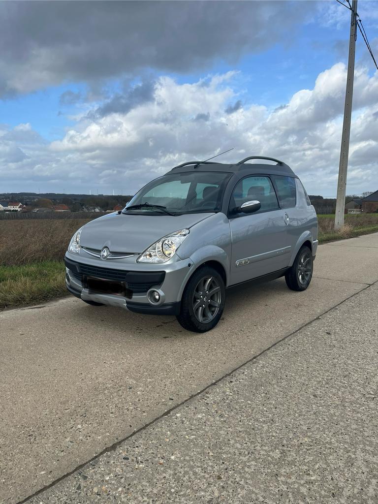Aixam Crossline 45km/h, Stof, Diesel, Particulier, Dealer onderhouden